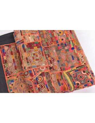Červená patchworková tapiséria z Rajastanu, ručné práce, 132x184cm