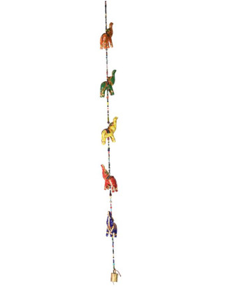 Dekorácia na zavesenie, päť slonov so zvončekom, ručne maľované, dĺžka 90cm